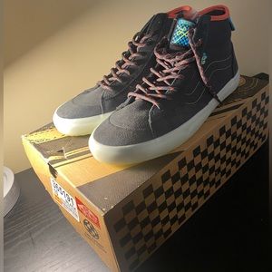 Vans Lizzie Translucent Grey Skate Shoes